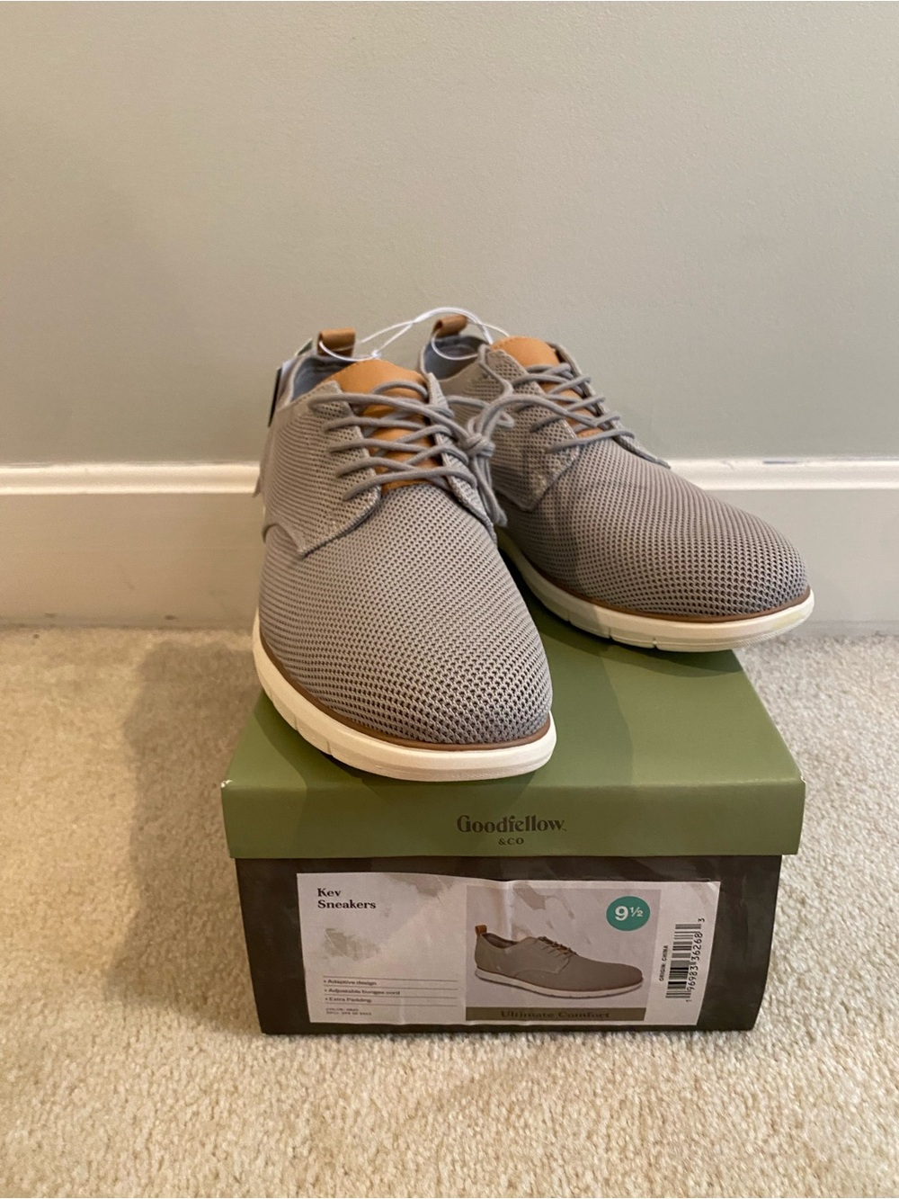 Goodfellow & Co Men’s Light Gray Knit Sneakers with Tan Accents